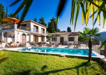 vila luksoze ne Quick Albania