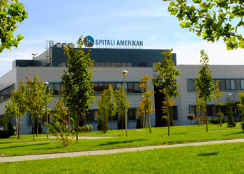 spitali amerikan ne Quick Albania