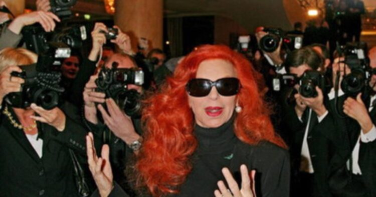 Ilvia Maria Biolcati, kengetare quick albania