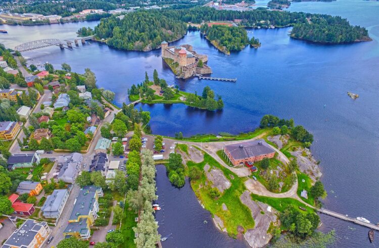 shteti me i lumtur finlanda quick albania