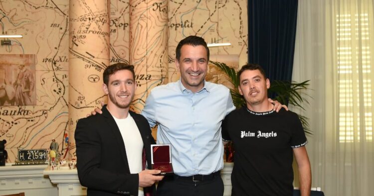 kush eshte klodian elqini