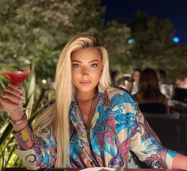 ronela hajati quick albania