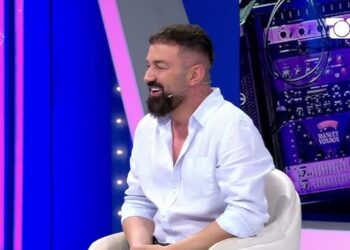 elvis pupa quick albania