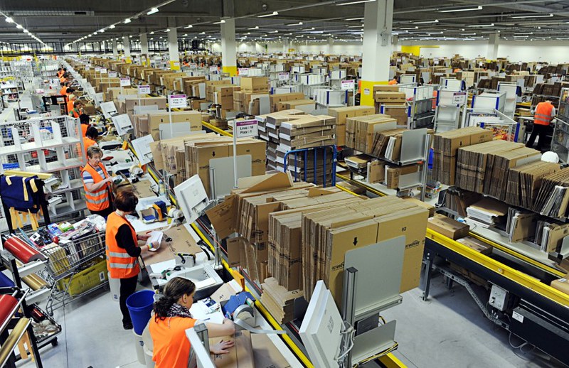 amazon  punonjesit  quick albania