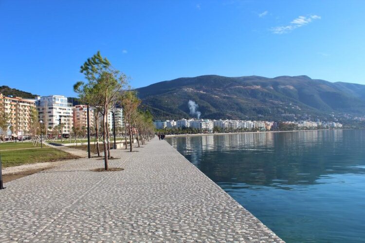 lungomare vlore quick albania